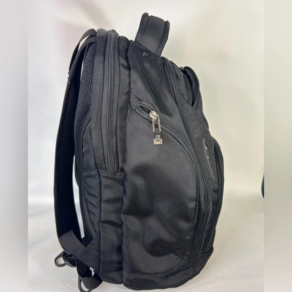 OGIO Mercur Laptop Backpack – Black | Wilson & Company Edition | PRISTINE